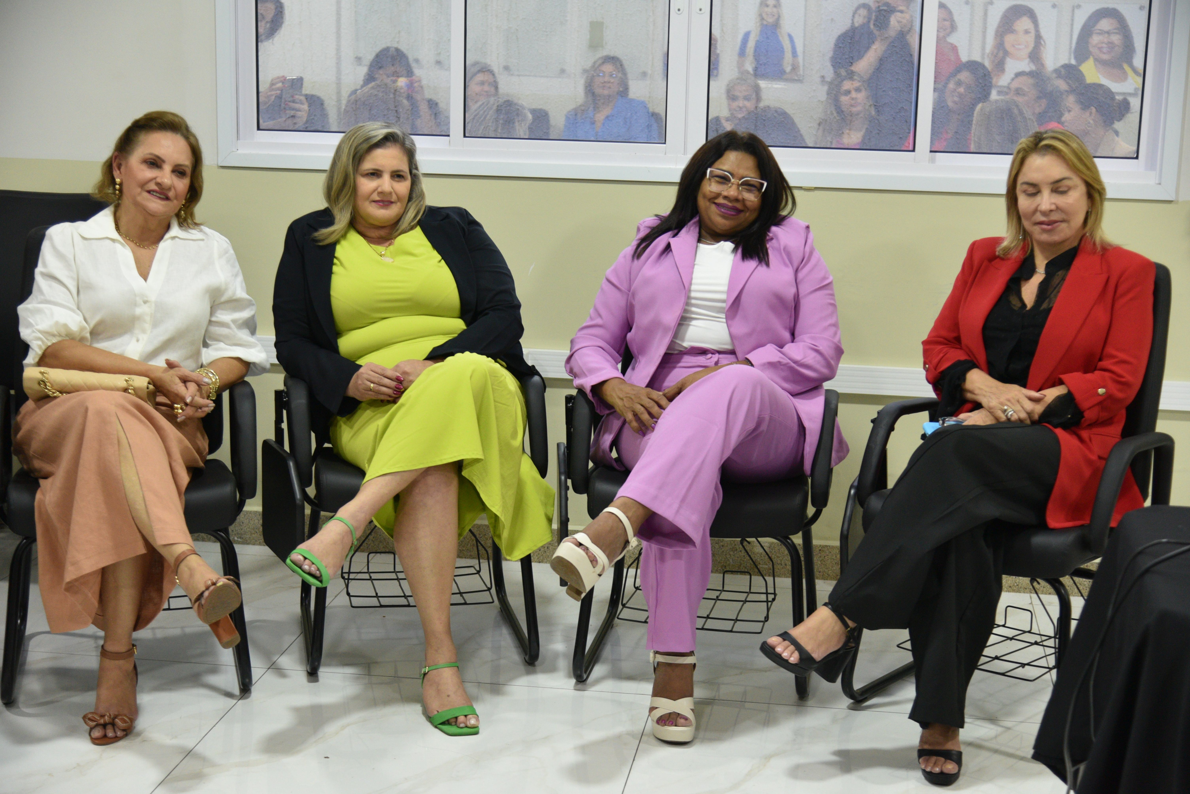 2025-03-17 - lançamento do podcast da Frente Parlamentar das Mulheres