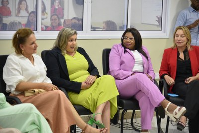2025-03-17 - lançamento do podcast da Frente Parlamentar das Mulheres