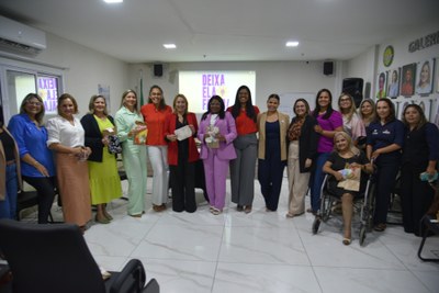 2025-03-17 - lançamento do podcast da Frente Parlamentar das Mulheres