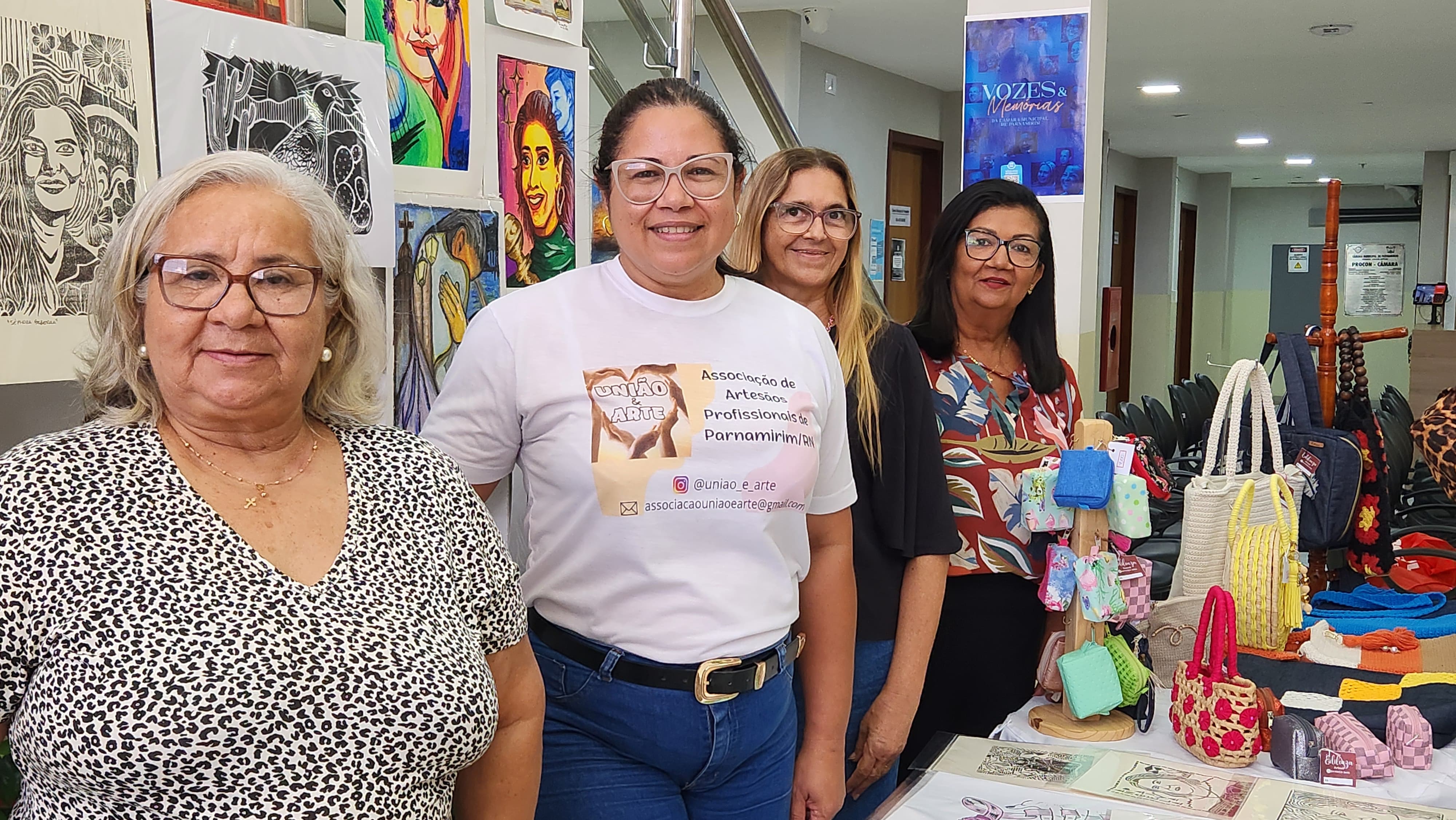 Câmara de Parnamirim realiza mostra de artesanato e cordéis em alusão ao Mês da Mulher